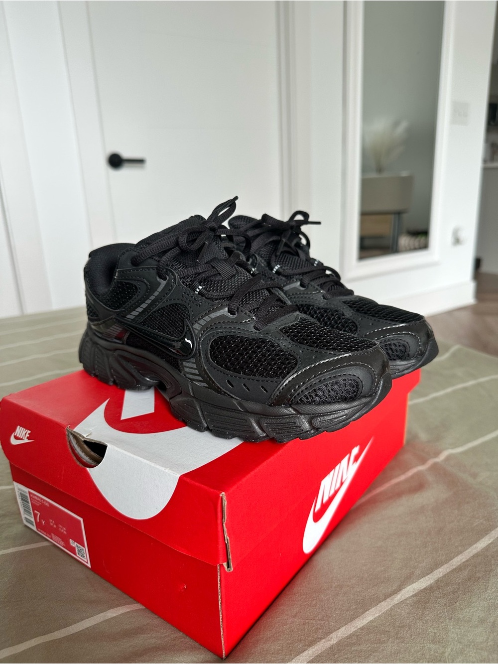 Nike V5 RNR Women’s Sneakers